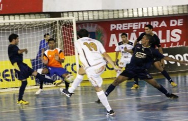 TAÇA BRASIL DE FUTSAL - Com dramaticidade Solimões - RO vira jogo incrivél e é semifinalista