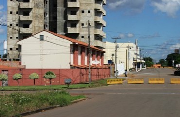 AQUARIUS RESIDENCE - Moradores de ruas bloqueadas pedem mais agilidade da gestão municipal no parecer final de prédio interditado – Confira fotos