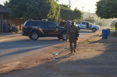 MORS - Dono de site e irmão são conduzidos pela Polícia Federal