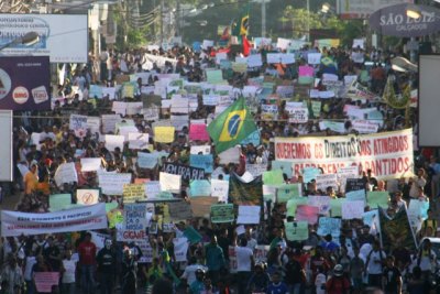 Confira cobertura ao vivo da manifestação em Porto Velho