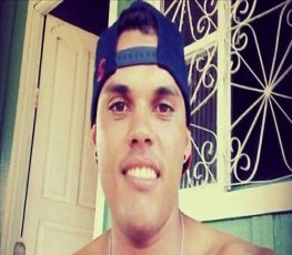 ACIDENTE - Jovem morre após se chocar com semáforo 