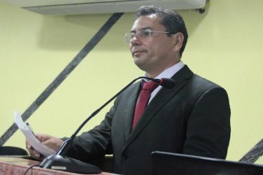 Júnior Siqueira pede e prefeitura atenderá pedidos dos idosos