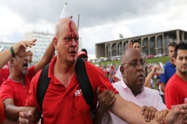 Protestos reúnem 4.200 pessoas em 13 capitais e DF, diz a PM