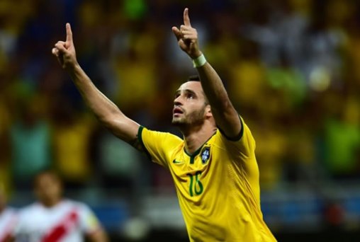 VÍDEO: Brasil vence o Peru por 3 a 0 em Salvador