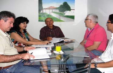 Confúcio Moura visita regional da CPRM em Porto Velho 