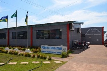 Redução de número de cadeiras na Câmara Municipal