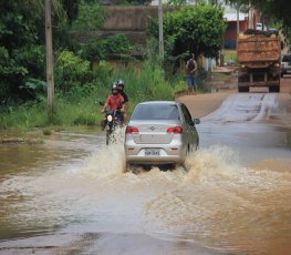 Chuva incomum mantém Cacoal em emergência