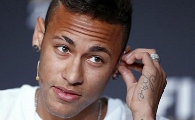 Anac bloqueia helicóptero de Neymar avaliado em R$ 15 mi