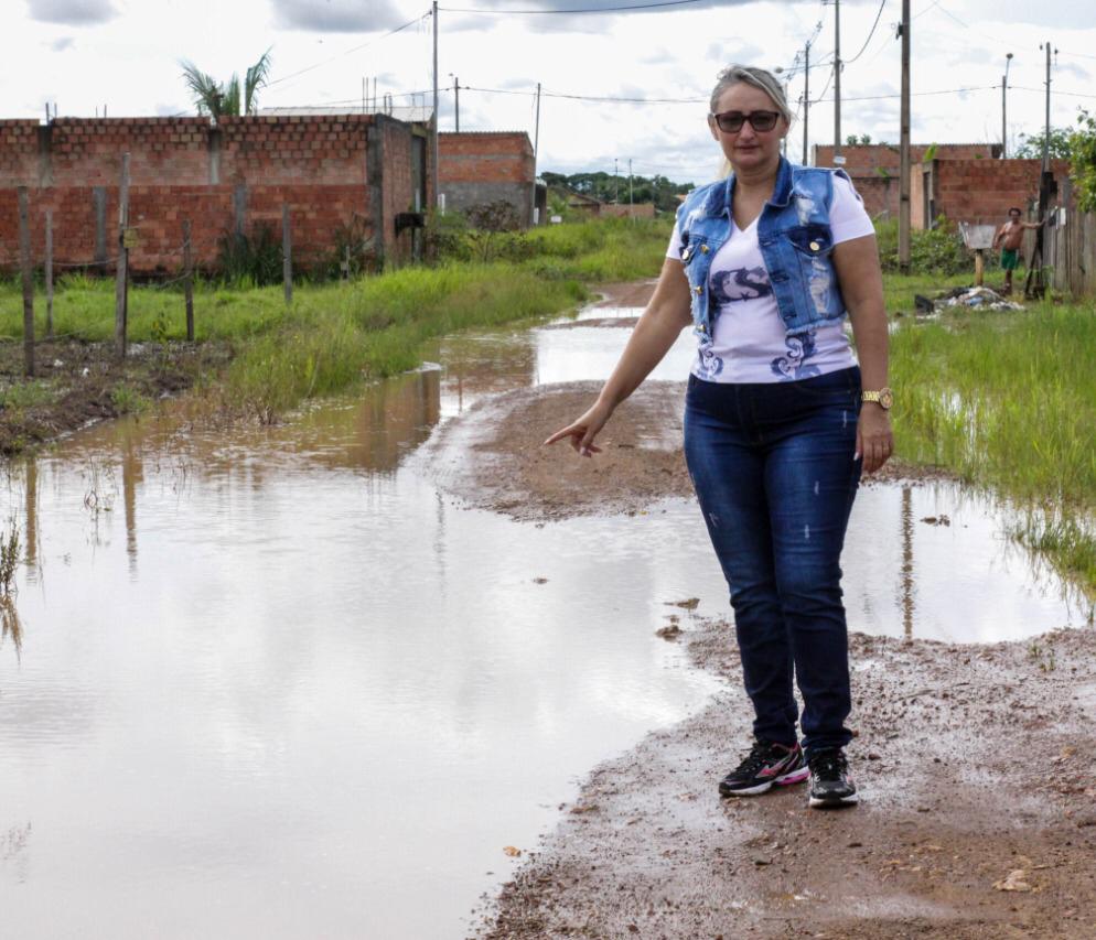 FISCALIZAÇÃO: Márcia Socorristas Animais visita bairro lagoa Azul e cobra providências