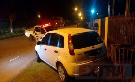 Equipe policial sofre acidente durante perseguição a assaltantes

