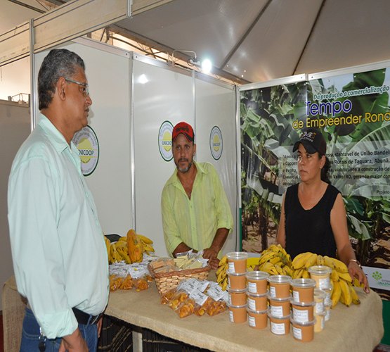 Agroindústrias e artesanato movimentaram mais de R$ 70 mil na Portoagro