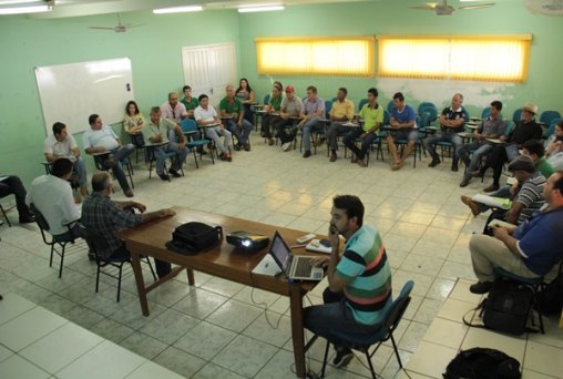 Reunião discute aplicação dos recursos do território Rio Machado