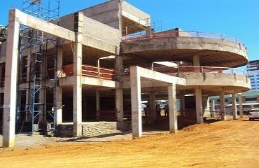 FAZENDO A LIMPA - Estudante de arquitetura e almoxarife são presos acusados de furto no teatro Estadual