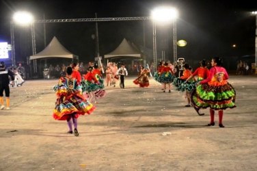 ARRAIAL FLOR DO MARACUJÁ – Mais uma noite de celebração