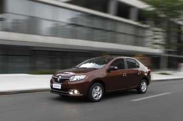 Renault anuncia recall de Logan e Sandero