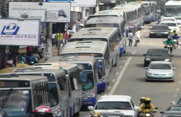 Empresários vão à justiça para aumentar passagem de ônibus