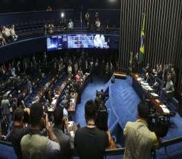 Senado aprova indicação de Alexandre de Moraes ao STF 