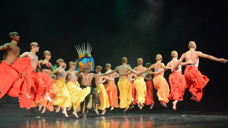 DANÇA DO SOL: Nesta terça tem espetáculo do Balé Folclórico do Amazonas; a entrada é franca