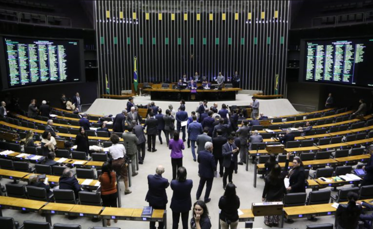 MUDANÇAS: Câmara aprova projeto que altera regras do licenciamento ambiental