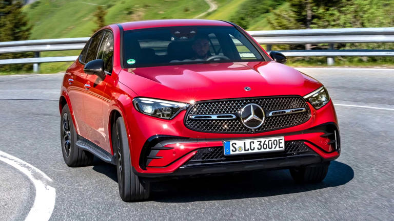 LANÇAMENTO: Mercedes-Benz lança GLC 300 AMG Line 2025 até R$ 75.000 mais barato