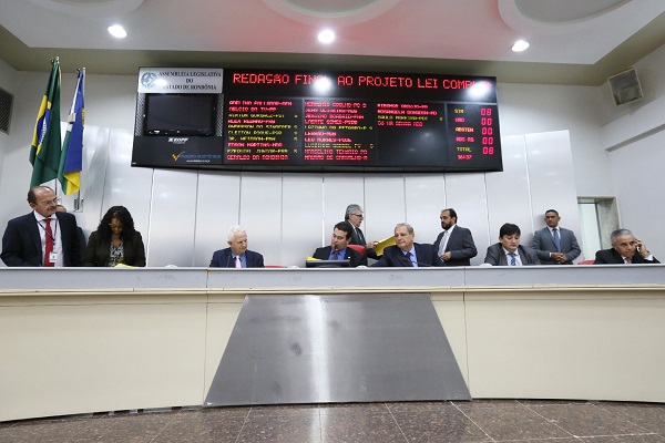 DEFENSORIA PÚBLICA: ALE aprova alteração na lei que privilegia população do interior