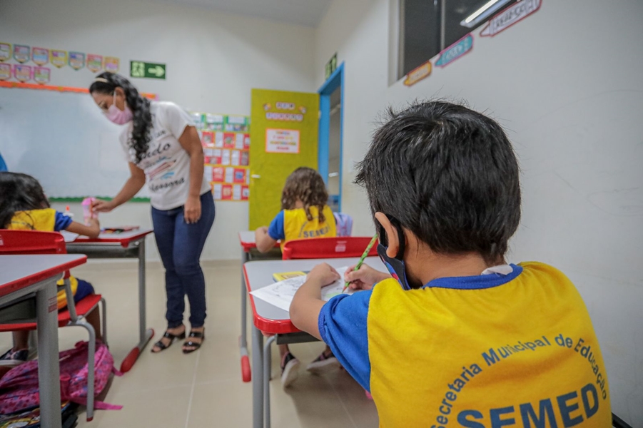 EDUCAÇÃO: Matrículas na rede municipal de ensino encerram no próximo dia 10 de janeiro