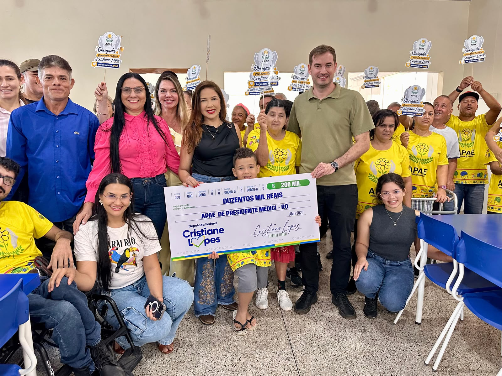CRISTIANE LOPES: Deputada destina R$ 200 mil para fortalecer APAE em Presidente Médici
