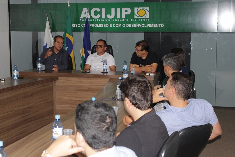 LÍDERES: Superintendente do Sebrae se reúne com lideranças do interior ...