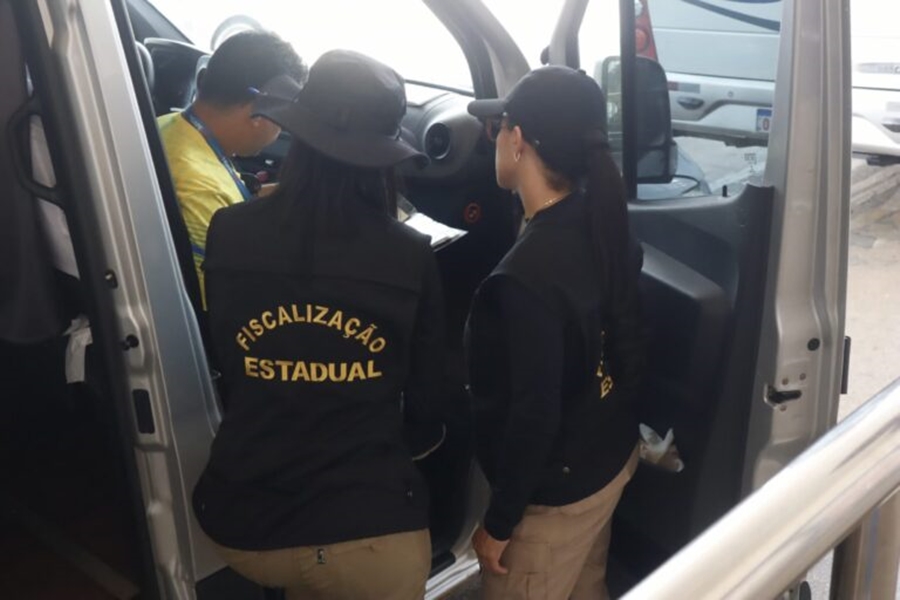 SEGURANÇA: Fiscalização coíbe o transporte irregular de passageiros em RO