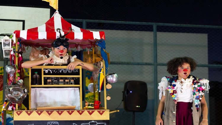 GRATUITO: Espetáculo circense 'As Charlatonas' no auditório Leila Barreiros nesta quarta
