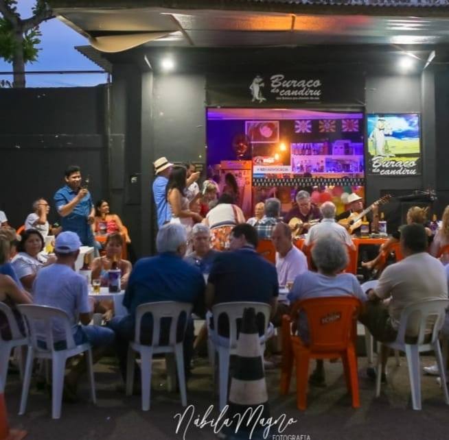 ANIVERSÁRIO: Buraco do Candiru homenageia personalidades da área da cultura