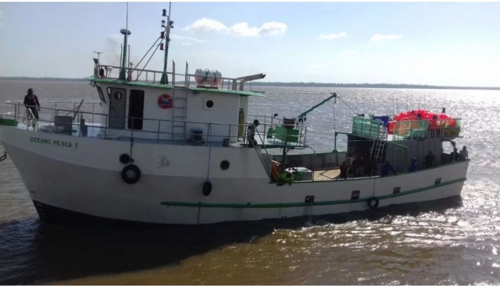 'GUERRA DO ATUM': Barco brasileiro é atacado por embarcação chinesa em alto-mar