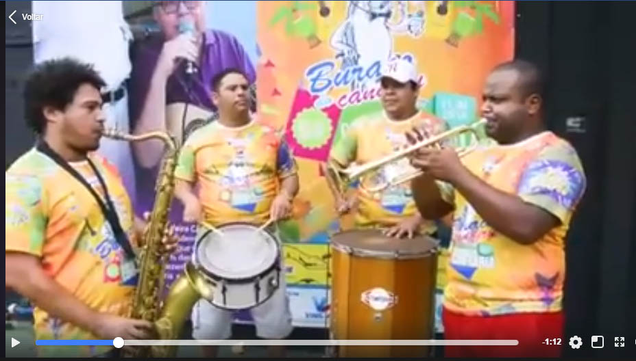 Buraco do Candiru promove Carnaval no domingo gordo da folia