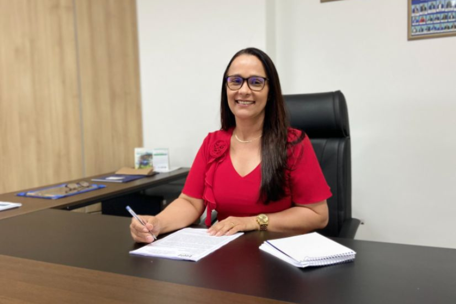 ROSANGELA DONADON: Deputada solicita ação do Rondônia cidadã para ampliar serviços à população