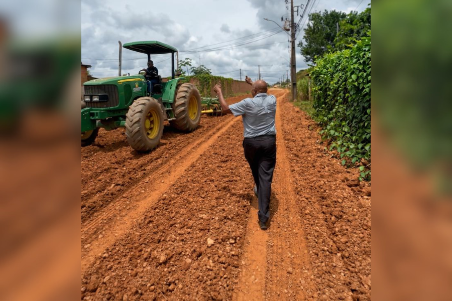  PASTOR EVANILDO: Vereador consolida marca histórica de 110km de estradas rurais recuperadas 