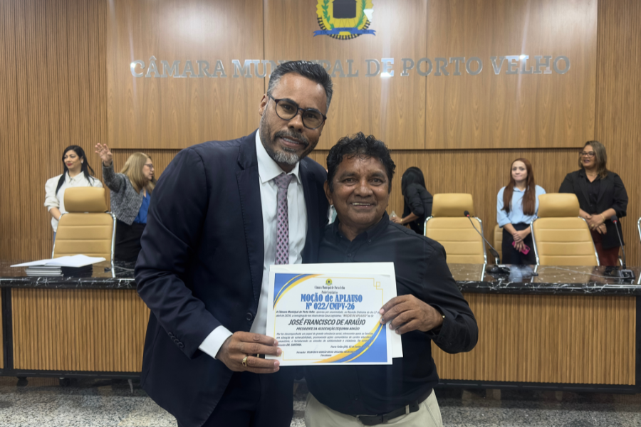 DR. SANTANA: Câmara homenageia Associação Zequinha Araújo por serviços à população