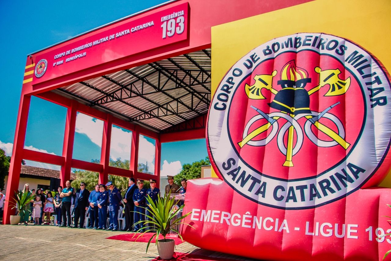 SANTA CATARINA: Corpo de Bombeiros Militar faz concurso com vagas para ambos os sexos