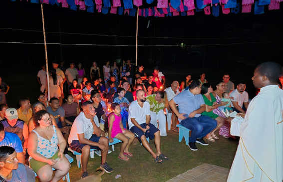 CULTURA: Festejo de Auxiliadora movimenta Cuniã com romaria fluvial e torneios 
