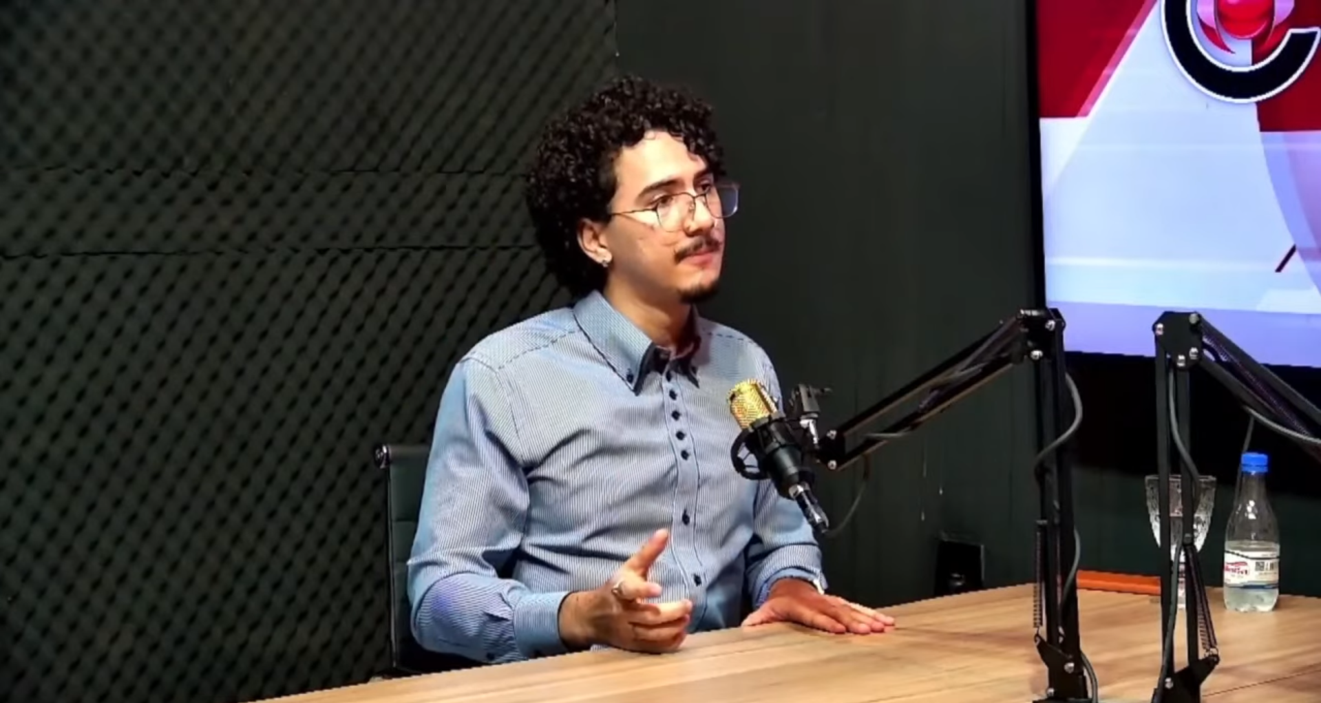 CONEXÃO RONDONIAOVIVO: Pré-candidato a dep. federal Adrian Jhonnson defende renovação da bancada federal de RO