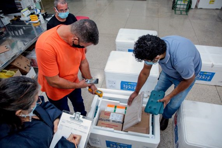 MAIS VACINAS: Rondônia recebe 23.650 doses de vacina contra a covid-19