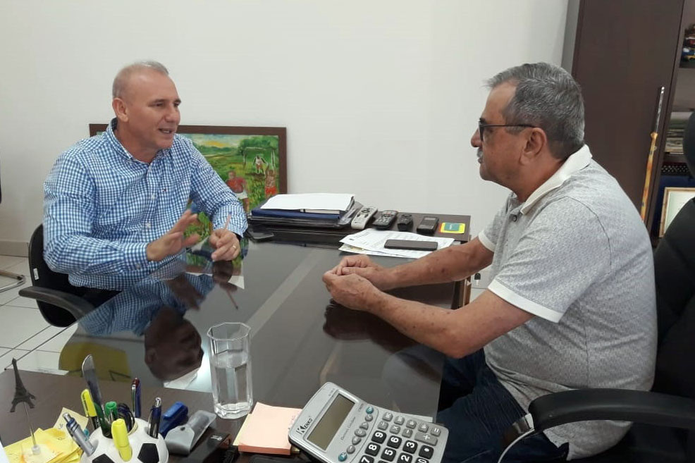 APOIO DE EZEQUIEL NEIVA: Cerejeiras busca emplacar equipe no estadual de futebol profissional