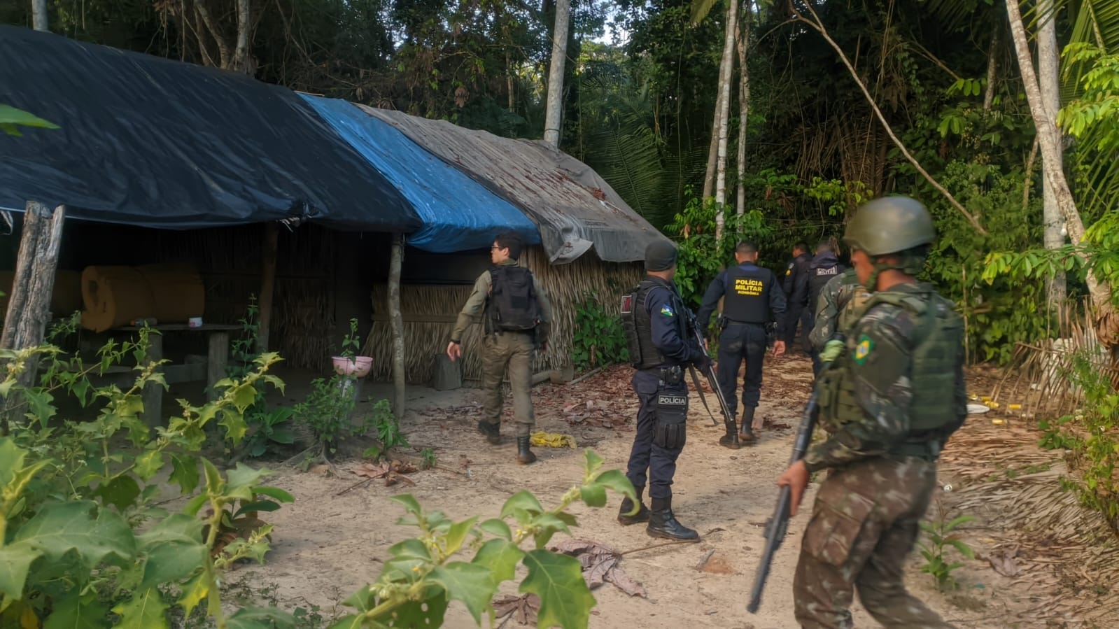 CURARETINGA III: Exército e outras forças atuam contra crimes ambientais e ilícitos transnacionais  