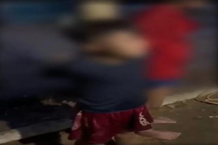 PRESSÃO: Garimpeiros amarram crianças ianomâmis e ameaçam atirar com espingarda