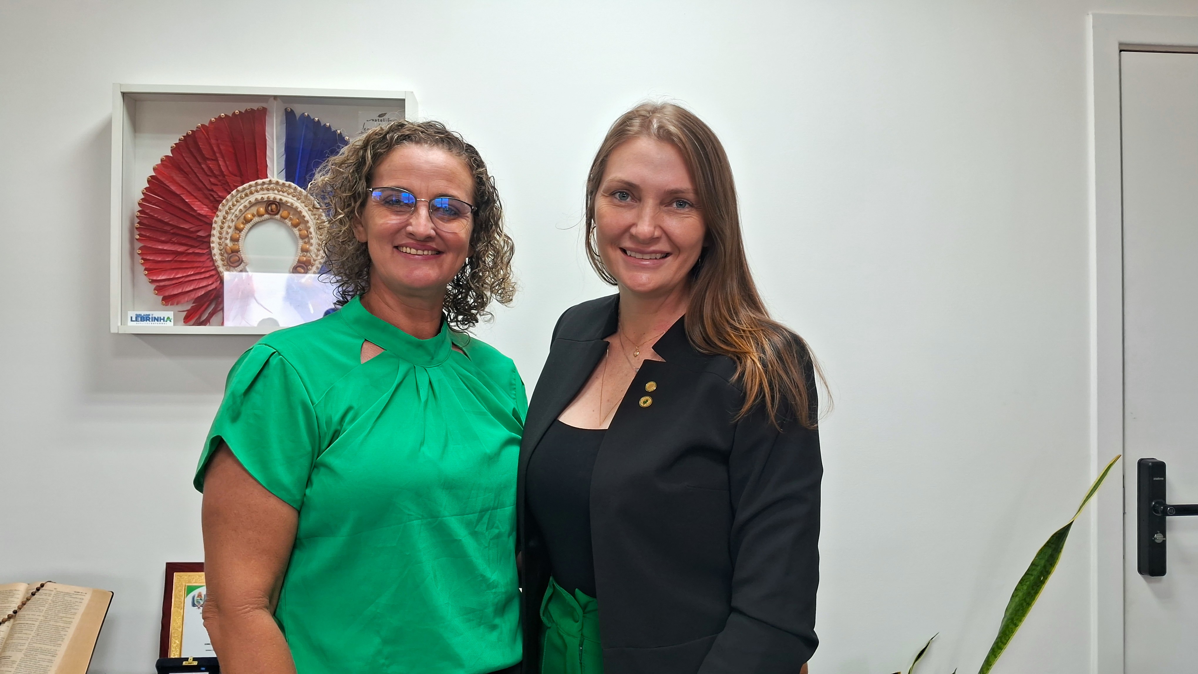 EM SERINGUEIRAS: Gislaine Lebrinha e Lebrão garantem R$ 200 mil para construção de calçadas