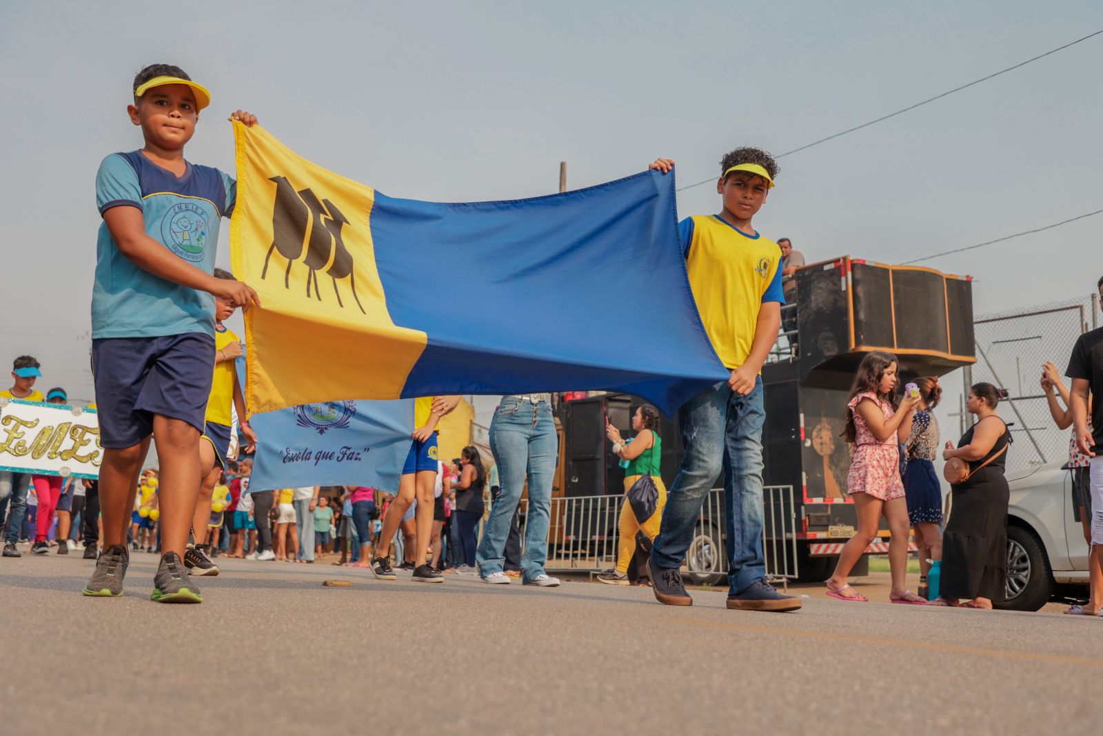 RUMO AOS 111 ANOS: Conheça a história da criação da bandeira e do brasão do município de PVH