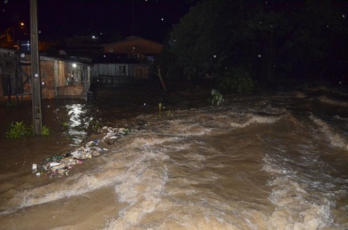 ALAGAMENTO: Primeira cheia do ano no Rio Mororó é registrada nesta quarta-feira