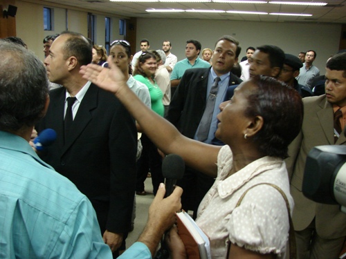 Confusão, gritaria e ameaças ao final do julgamento de Euclides Maciel  -  Confira fotos