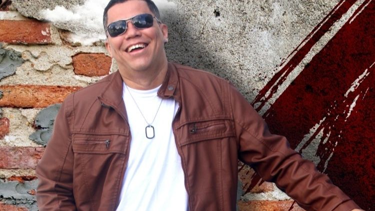 KATRAQUINHA: Filho do jornalista Silvio Santos assume a coluna ‘Lenha na Fogueira’