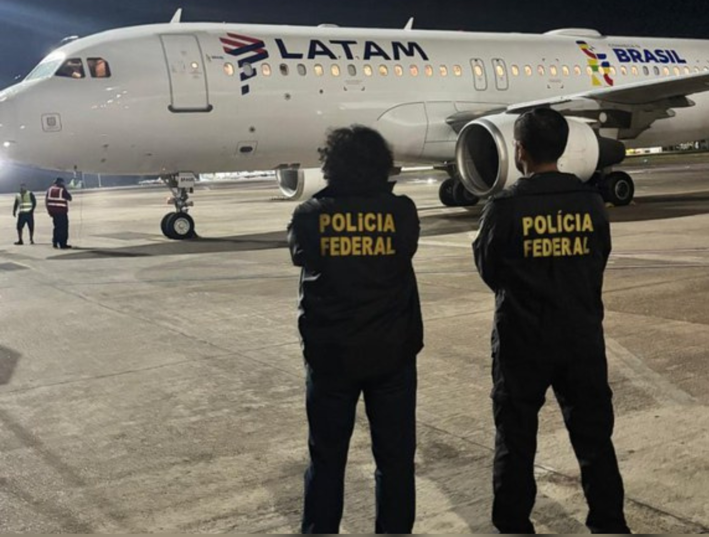 AÇÃO: PF prende foragidos da justiça no Aeroporto Internacional de Manaus