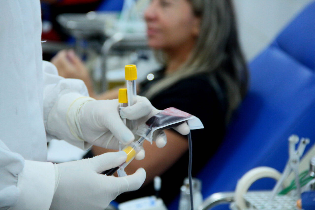 COLETA SANGUÍNEA: Com estoque baixo de sangue O+, população é mobilizada para salvar vidas em RO